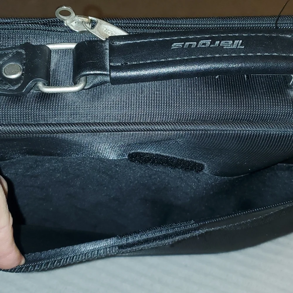 Targus Corporate Traveler Briefcase/Laptop Case